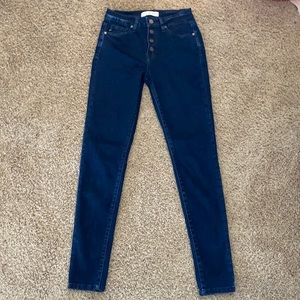 KanCan skinny jeans. Never worn. Size 5/26